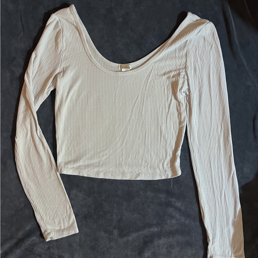 White crop top